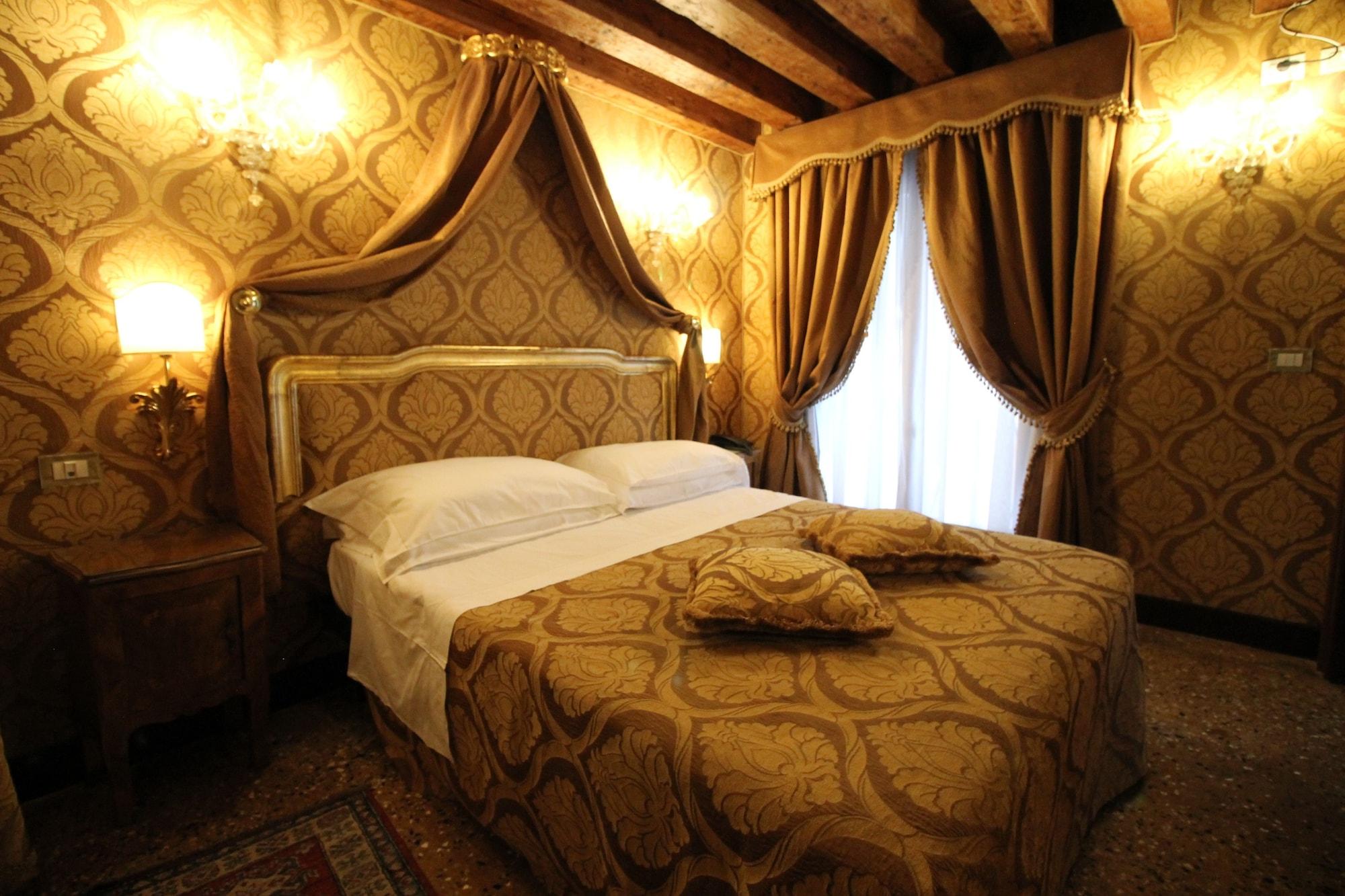 Hotel Palazzo Abadessa Venedik Dış mekan fotoğraf