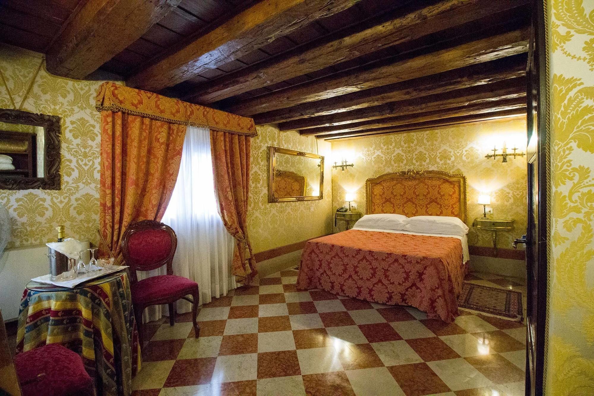 Hotel Palazzo Abadessa Venedik Dış mekan fotoğraf