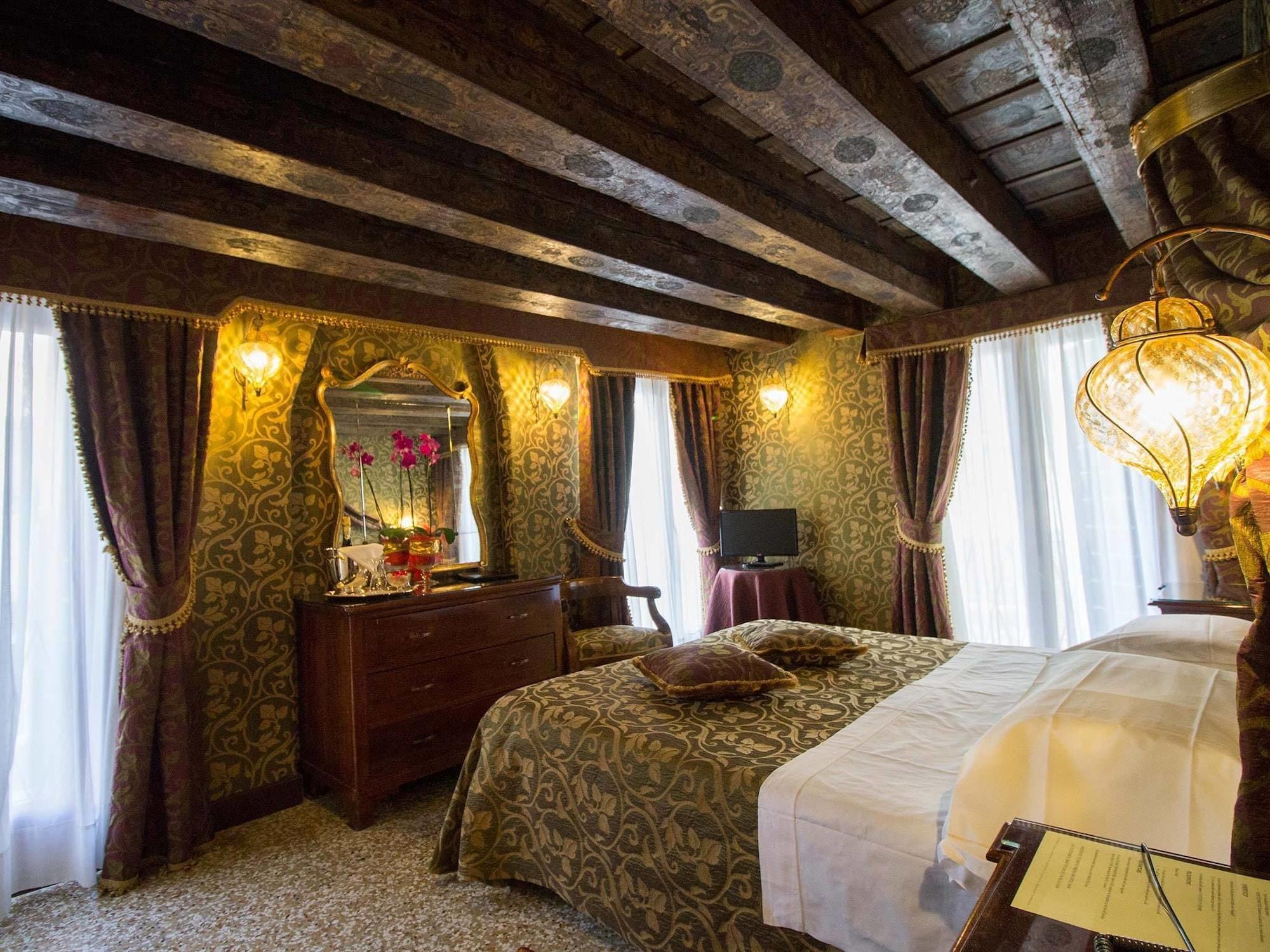 Hotel Palazzo Abadessa Venedik Dış mekan fotoğraf
